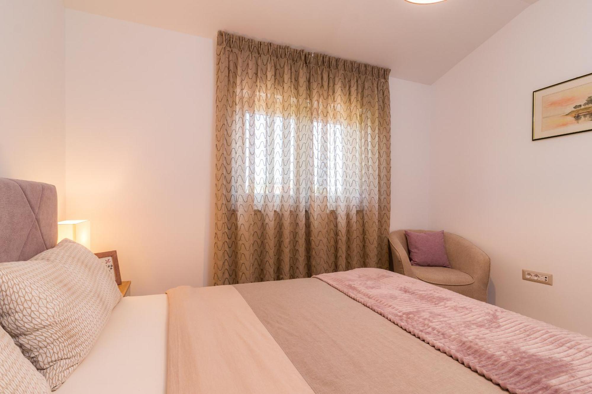 Villa Roma Near Pula For 6 People With Private Pool Jadreski Exterior photo