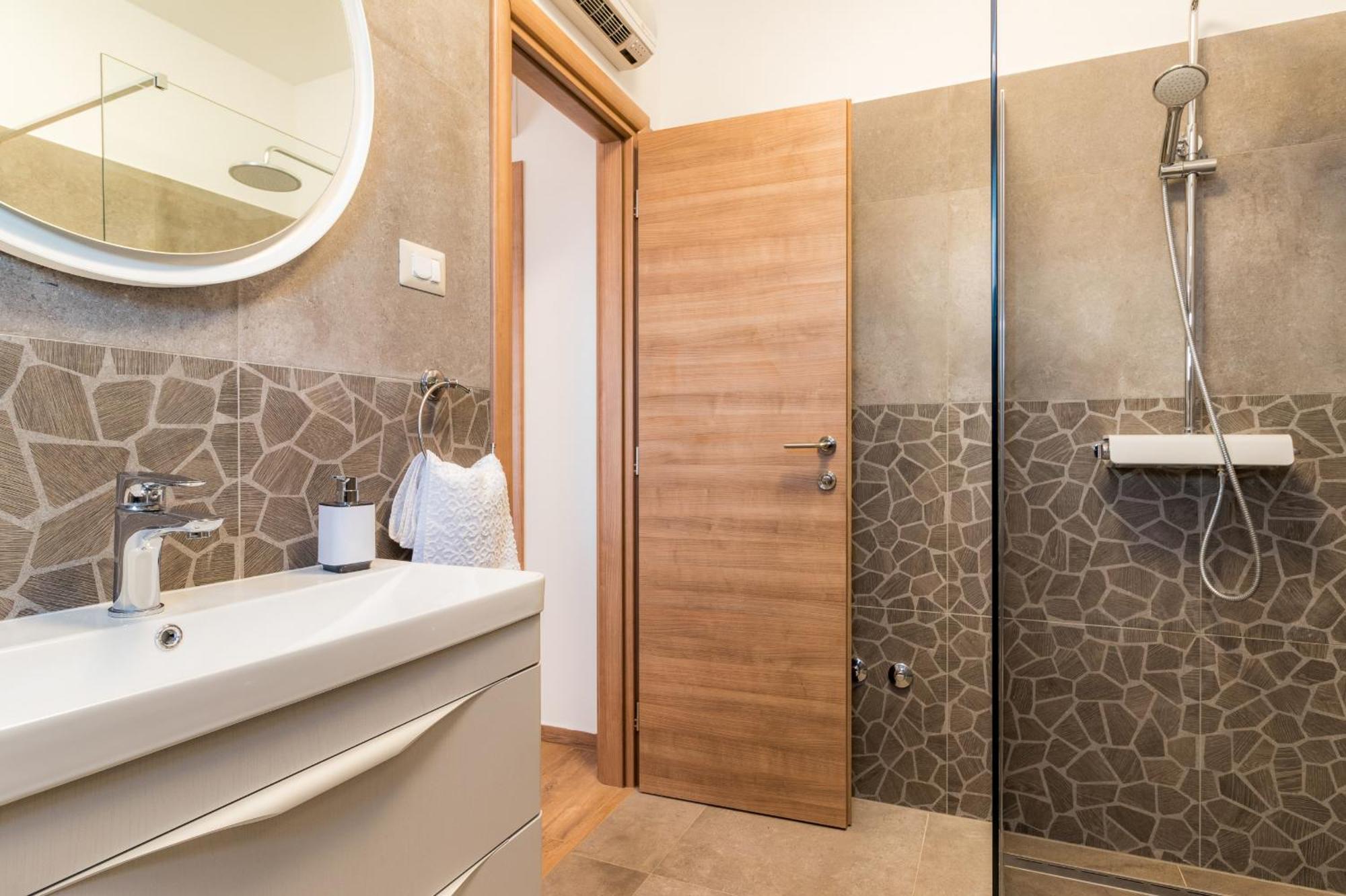 Villa Roma Near Pula For 6 People With Private Pool Jadreski Exterior photo
