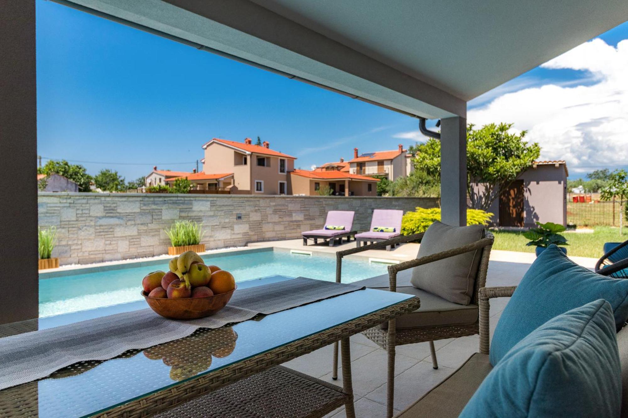 Villa Roma Near Pula For 6 People With Private Pool Jadreski Exterior photo